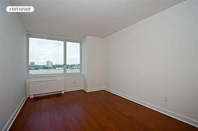 New York City Real Estate | View 100 Riverside Boulevard, 15E | room 3 | View 4