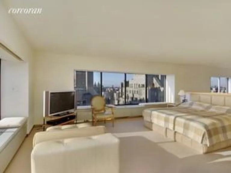 New York City Real Estate | View 733 Park Avenue, 24-25 FL | room 1 | View 2