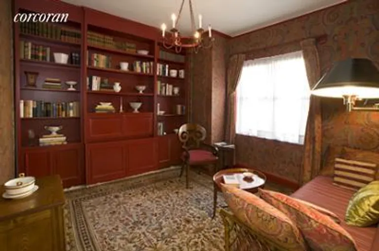 New York City Real Estate | View 229 East 79th Street, 16A | room 2 | View 3