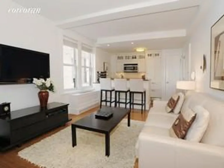 New York City Real Estate | View 27 West 72nd Street, 1514 | 1 Bed, 1 Bath | View 1