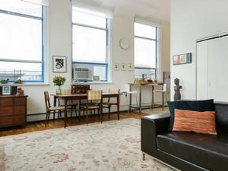 New York City Real Estate | View 505 Court Street, 5K | Open living and dining room | View 4