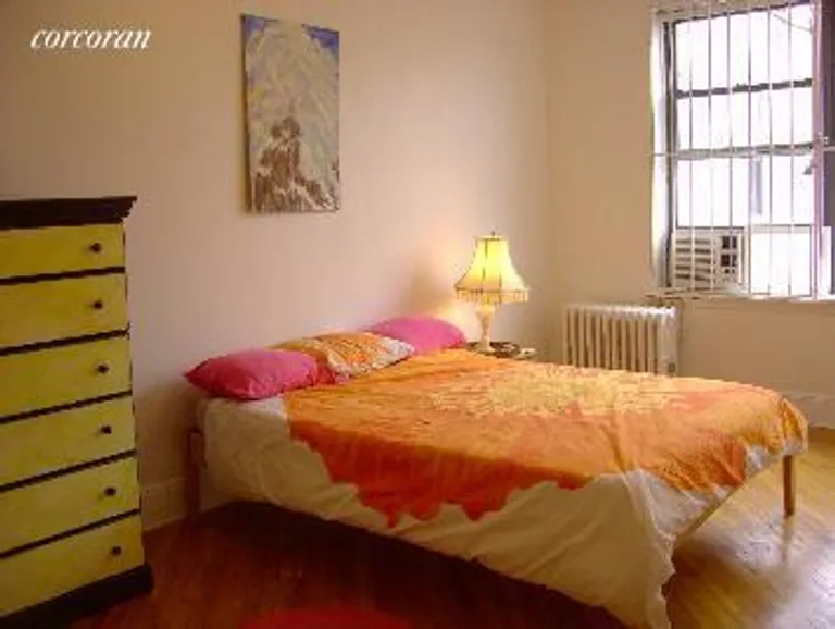 New York City Real Estate | View 443 7th Avenue, 6 | room 1 | View 2