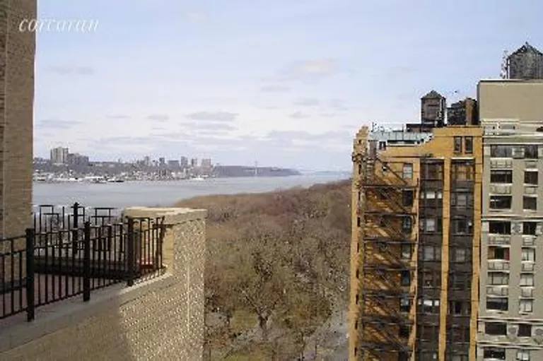 New York City Real Estate | View 230 Riverside Drive, 14N | room 1 | View 2