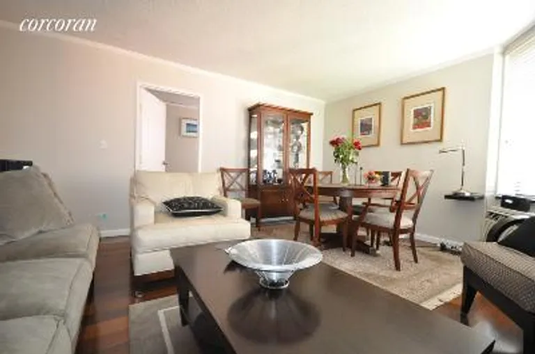 New York City Real Estate | View 1619 Third Avenue, 9C | 2 Beds, 1 Bath | View 1