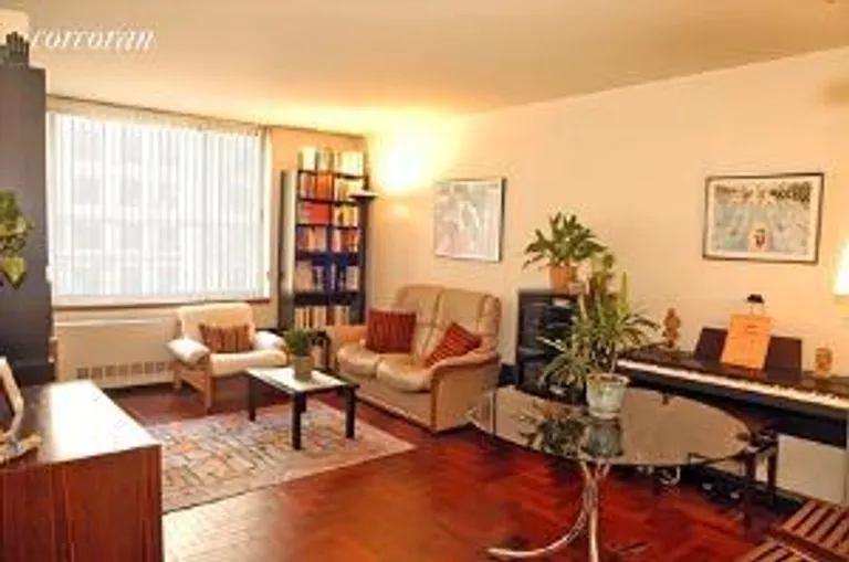New York City Real Estate | View 2373 Broadway, 604 | 1 Bed, 1 Bath | View 1