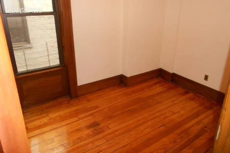 New York City Real Estate | View 543 4th Street, 2L | room 2 | View 3