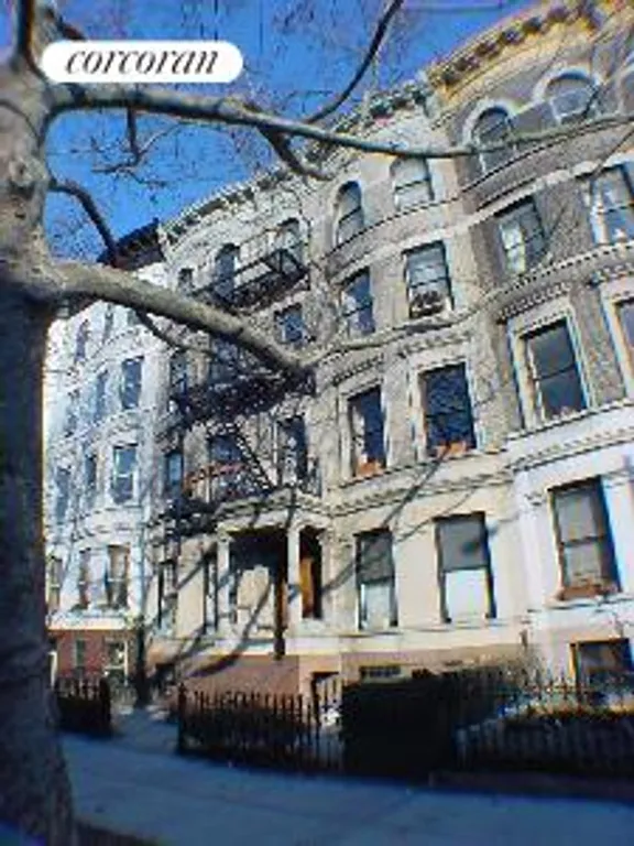 New York City Real Estate | View 199 8th Avenue, D3 | 1 Bed, 1 Bath | View 1