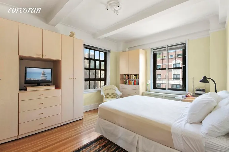 New York City Real Estate | View 33 Fifth Avenue, 14B | 2 | View 2