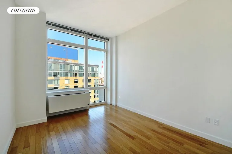 New York City Real Estate | View 415 Main Street, PH1H | room 4 | View 5