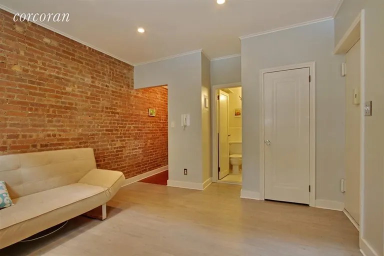 New York City Real Estate | View 236 East 28th Street, 1B | Living Room | View 2
