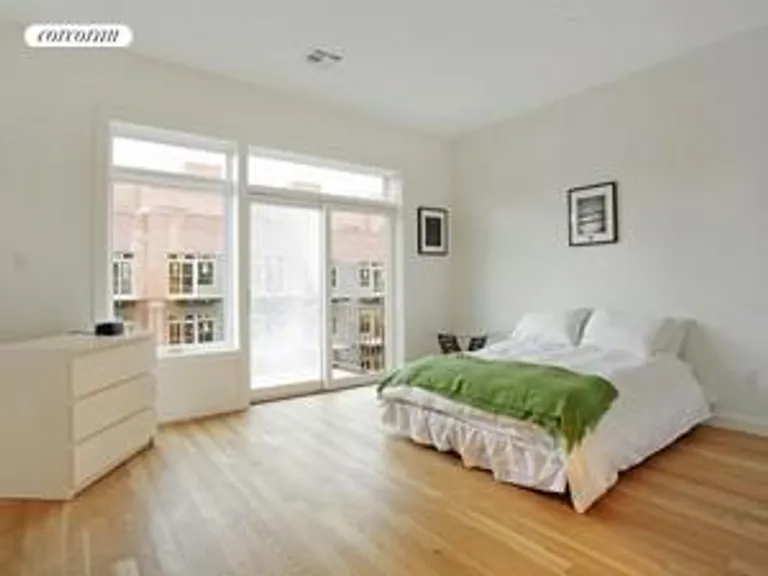 New York City Real Estate | View 315 Greene Avenue, 4A | room 2 | View 3