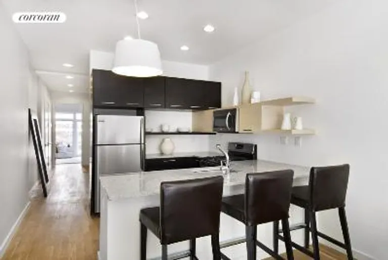 New York City Real Estate | View 321 Greene Avenue, 1A | room 1 | View 2
