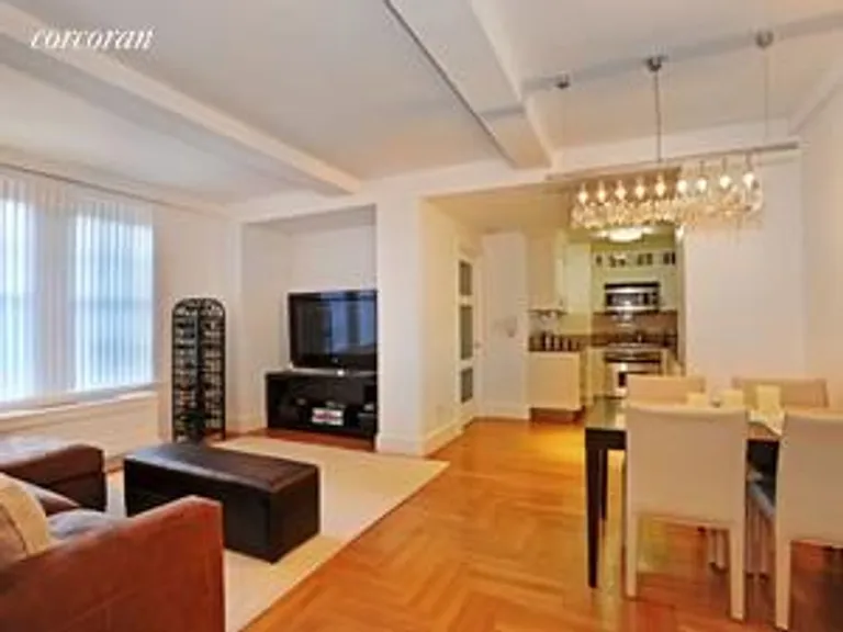 New York City Real Estate | View 27 West 72nd Street, 407 | 2 Beds, 2 Baths | View 1