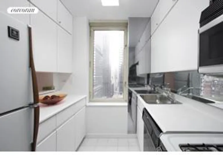 New York City Real Estate | View 145 East 48th Street, 28B | room 3 | View 4