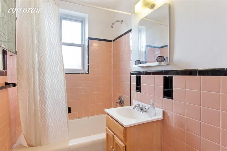 New York City Real Estate | View 715 Ocean Parkway, 4F | Bathroom | View 4