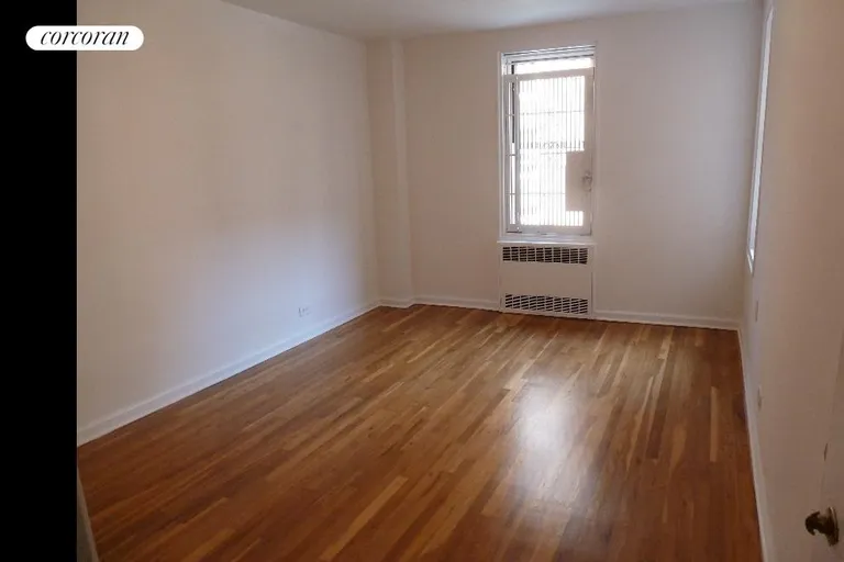 New York City Real Estate | View 330-340 Haven Avenue, 2N | room 5 | View 6