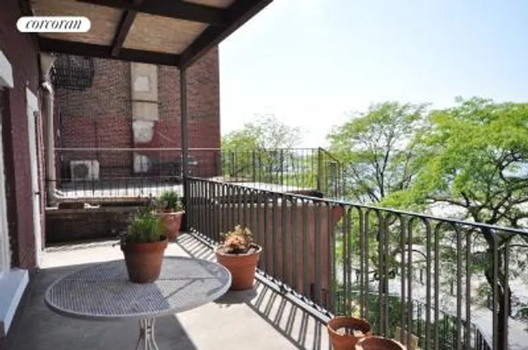 New York City Real Estate | View 162 Columbia Heights, 4 | room 1 | View 2