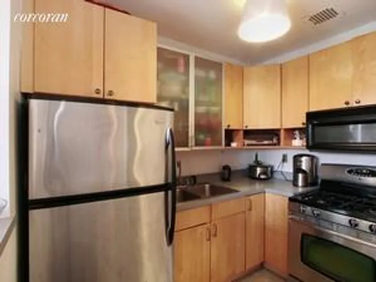 New York City Real Estate | View 79 President Street, 2 | room 1 | View 2