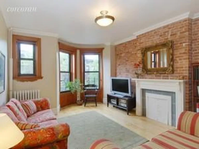 New York City Real Estate | View 719 Carroll Street, 3L | 2 Beds, 1 Bath | View 1