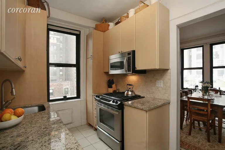 New York City Real Estate | View 24 West 69th Street, 7B | Kitchen / Dining Room | View 2