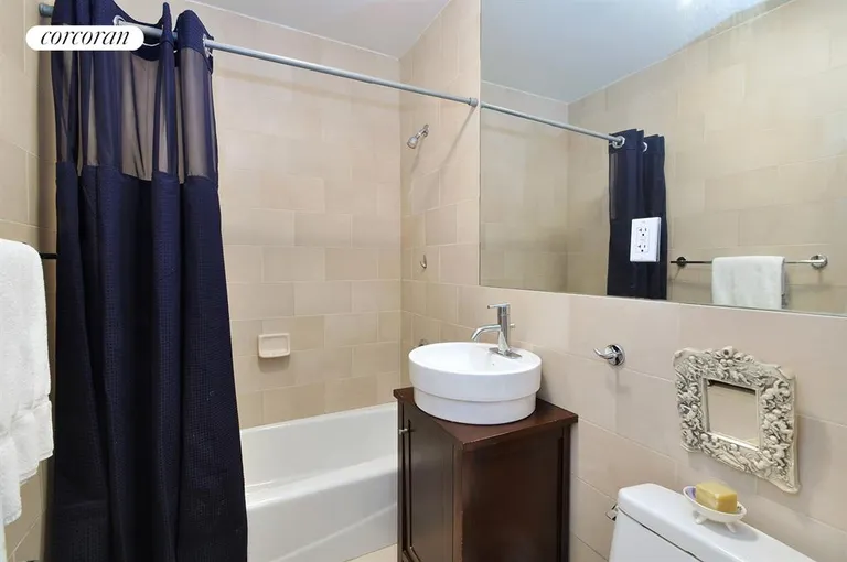 New York City Real Estate | View 13 Irving Place, 3B | Bathroom | View 5