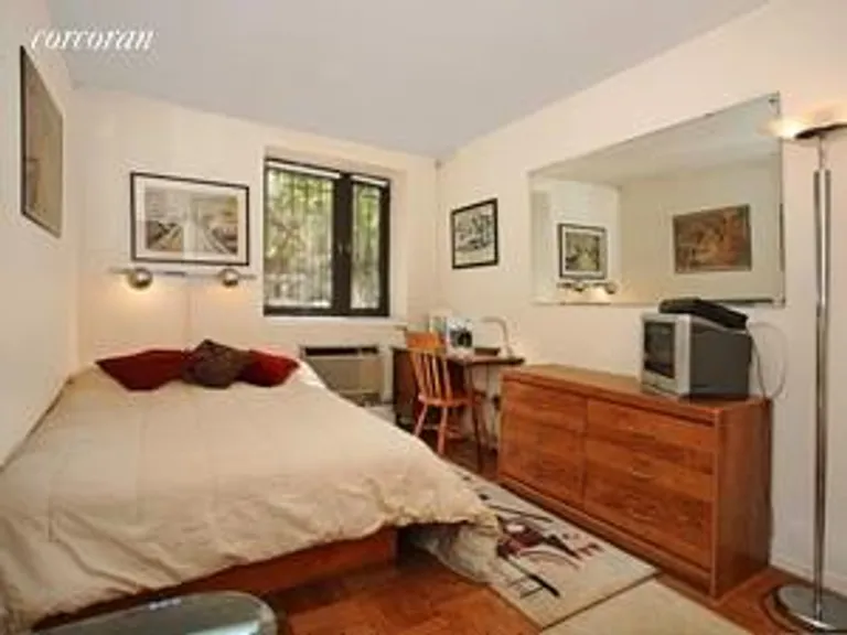 New York City Real Estate | View 520 Laguardia Place, 1N | room 1 | View 2