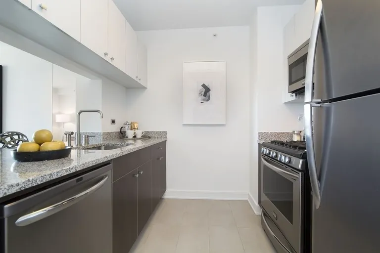 New York City Real Estate | View 870 West 181st Street, 25 | room 8 | View 9