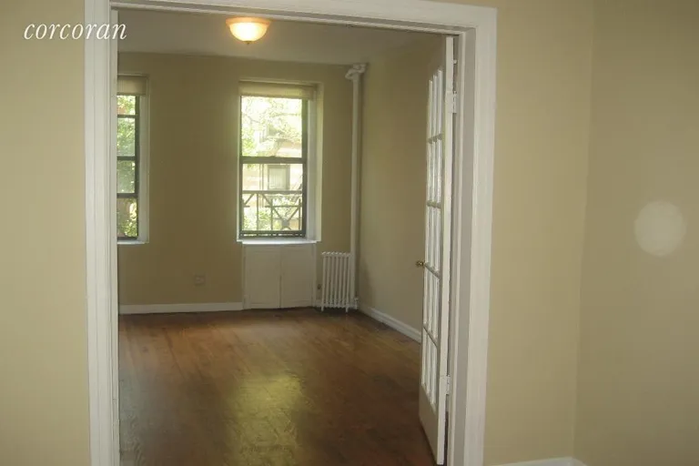 New York City Real Estate | View 218 East 82nd Street, 2FW | 1 Bed, 1 Bath | View 1