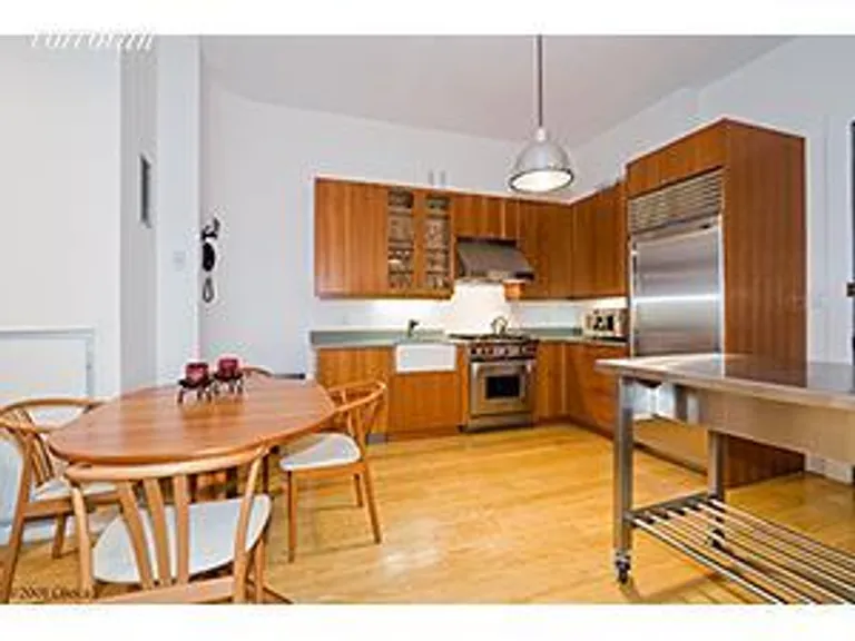 New York City Real Estate | View 42 Main Street, 2B | 2 Beds, 2 Baths | View 1