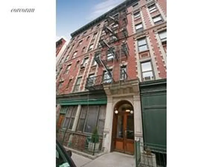 New York City Real Estate | View 124 Thompson Street, 24 | room 3 | View 4