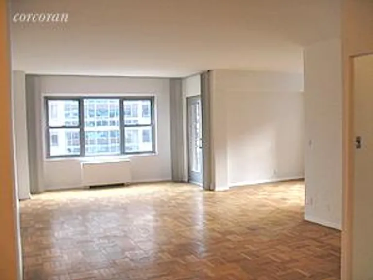 New York City Real Estate | View 360 East 72nd Street, A1511 | 3 Beds, 2 Baths | View 1