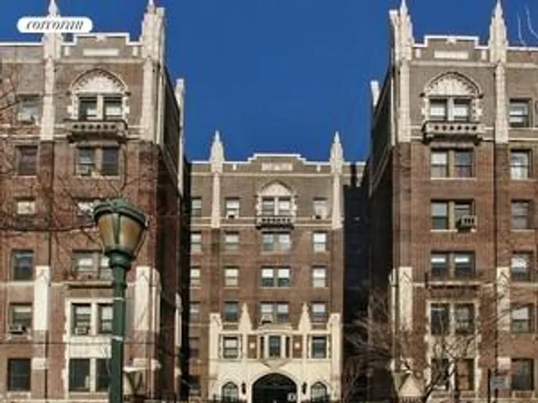 New York City Real Estate | View 255 Eastern Parkway, D11 | room 1 | View 2