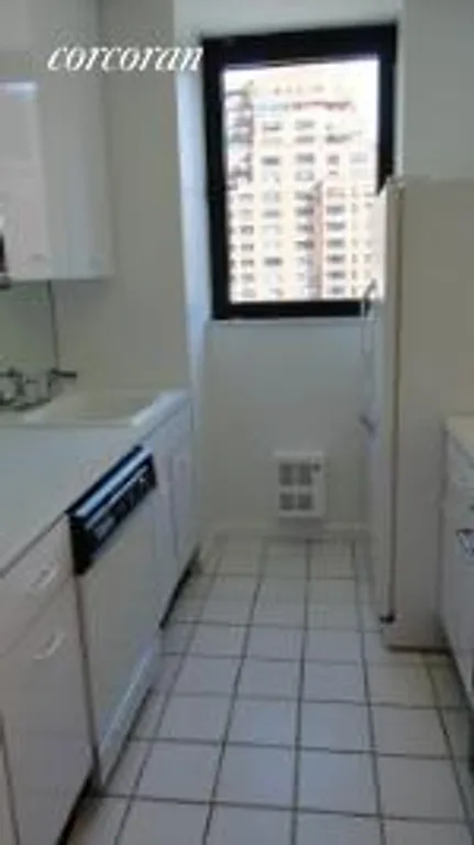 New York City Real Estate | View 255 East 49th Street, 10B | room 4 | View 5