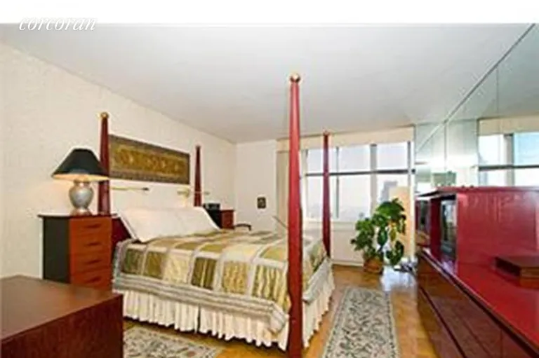 New York City Real Estate | View 255 East 49th Street, 25B | room 3 | View 4