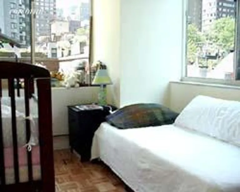 New York City Real Estate | View 255 East 49th Street, 6E | room 1 | View 2
