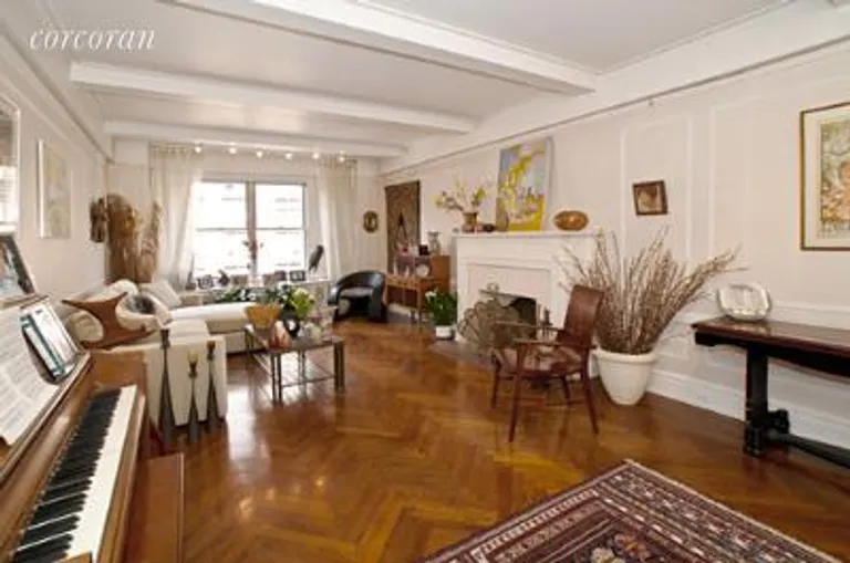 New York City Real Estate | View 440 West End Avenue, 9A | 2 Beds, 2 Baths | View 1