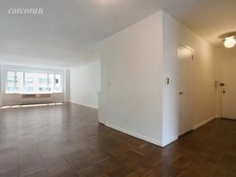 New York City Real Estate | View 179 East 70th Street, 6C | room 1 | View 2