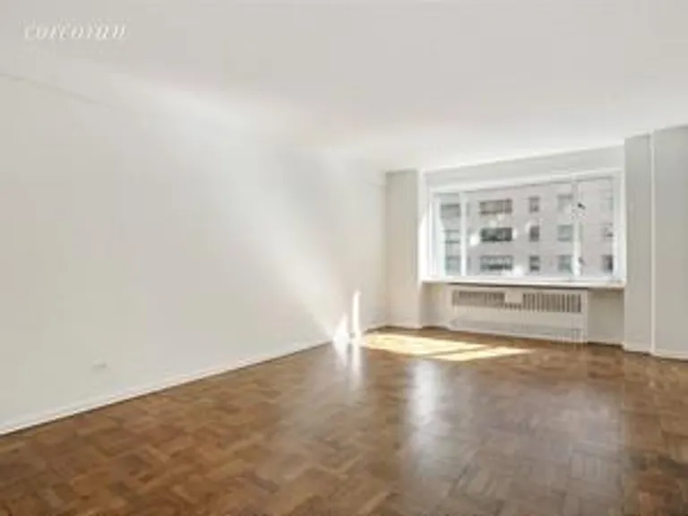 New York City Real Estate | View 179 East 70th Street, 6C | room 9 | View 10
