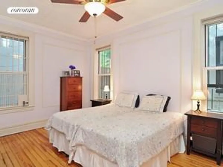 New York City Real Estate | View 221 8th Avenue, 1 | room 3 | View 4