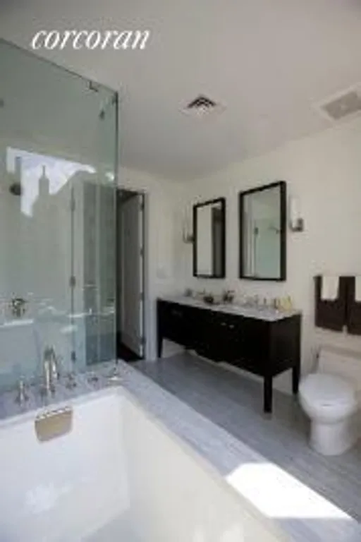 New York City Real Estate | View 2628 Broadway, 20A | Master Bath | View 3