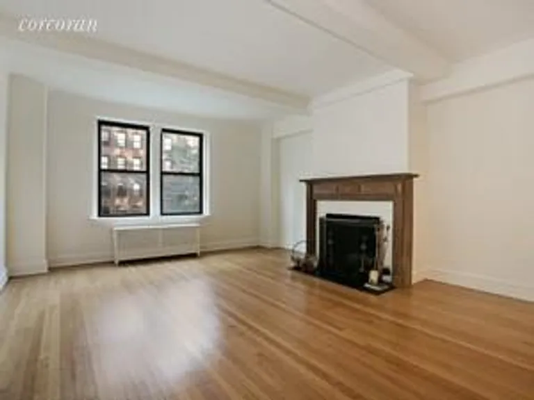 New York City Real Estate | View 425 East 86th Street, 4A | 2 Beds, 2 Baths | View 1