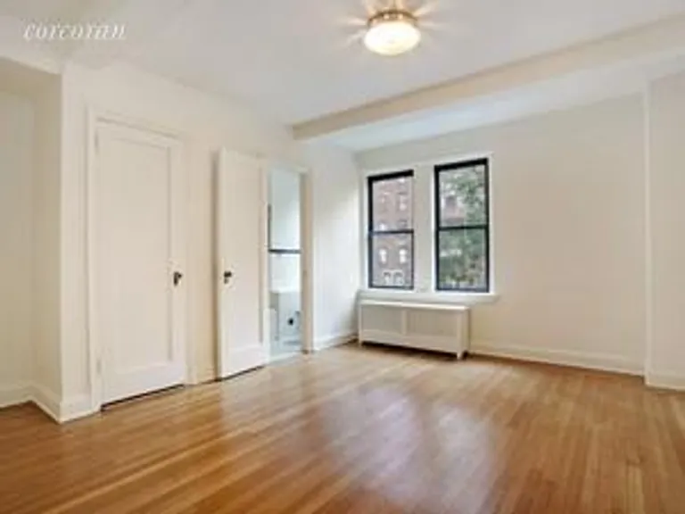 New York City Real Estate | View 425 East 86th Street, 4A | room 1 | View 2