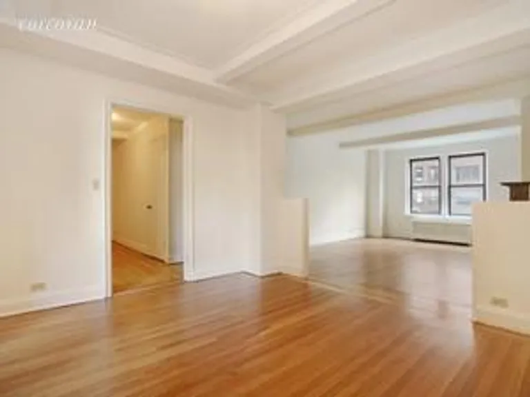 New York City Real Estate | View 425 East 86th Street, 4A | room 2 | View 3