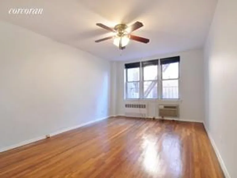 New York City Real Estate | View 227 Ocean Parkway, 2A | room 1 | View 2