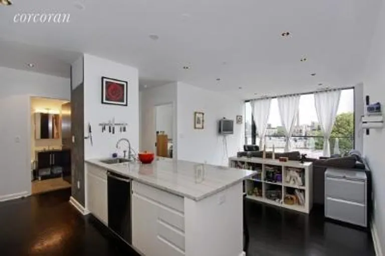 New York City Real Estate | View 180 Woodpoint Road, 4R | 1 Bed, 1 Bath | View 1
