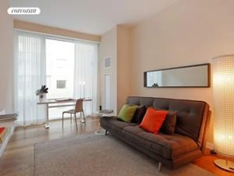 New York City Real Estate | View 311 West Broadway, 6A | room 6 | View 7