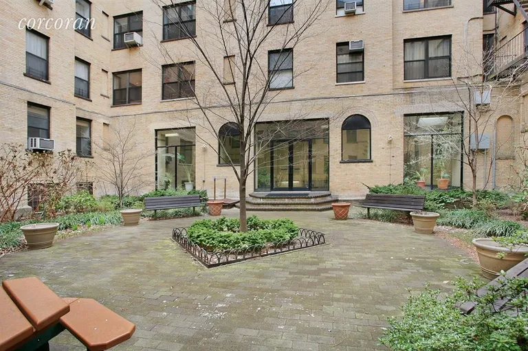 New York City Real Estate | View 315 Saint Johns Place, 1E | Courtyard | View 4