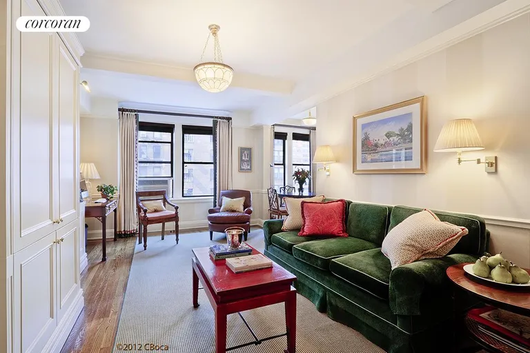 New York City Real Estate | View 425 East 86th Street, 11BC | Library | View 2