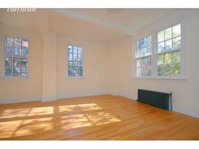 New York City Real Estate | View 101 Lafayette Avenue, 1L | 1 Bed, 1 Bath | View 1