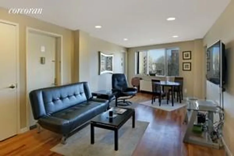 New York City Real Estate | View 702 Ocean Parkway, 4B | 2 Beds, 2 Baths | View 1